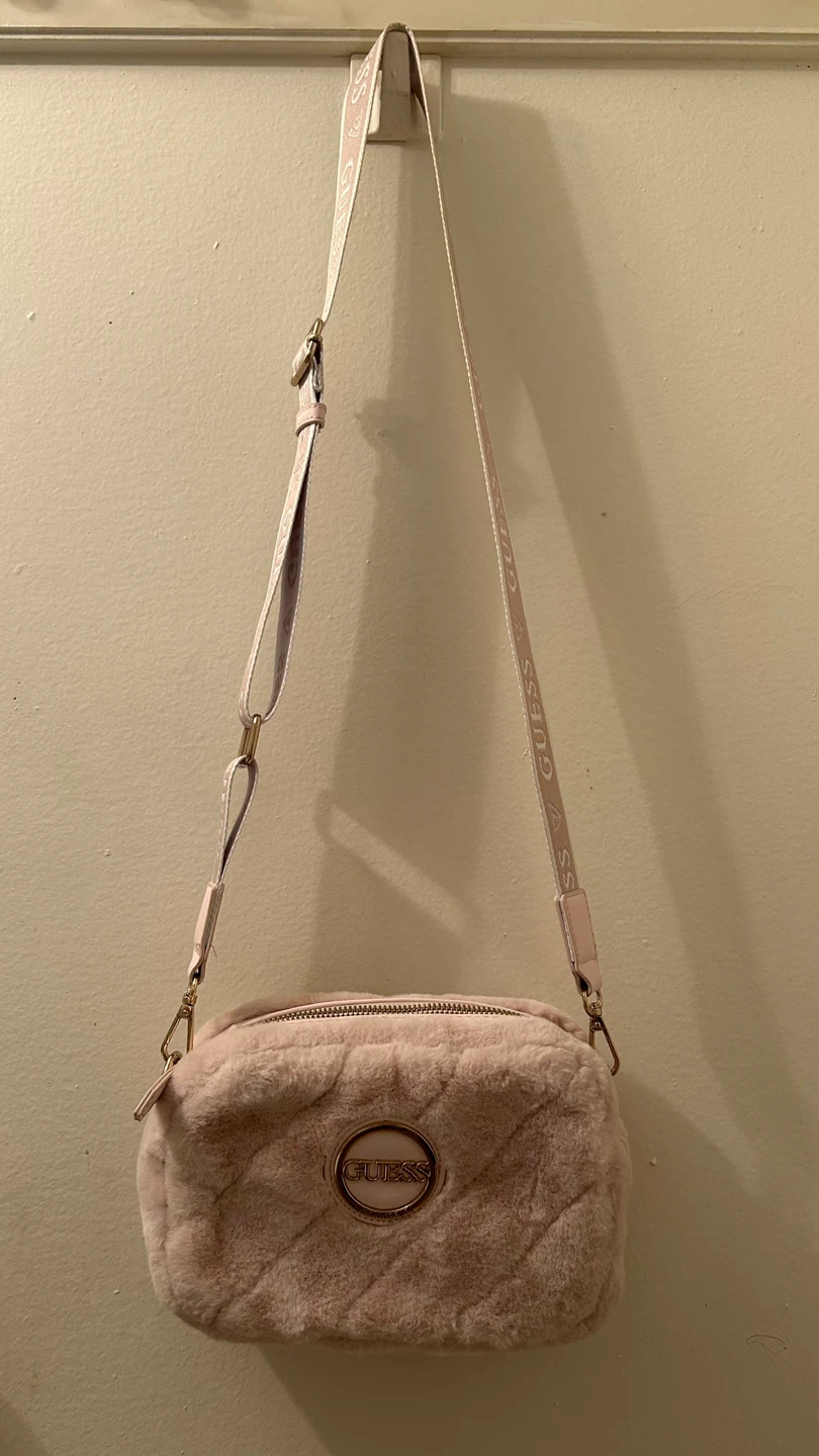Guess faux fur crossbody bag
