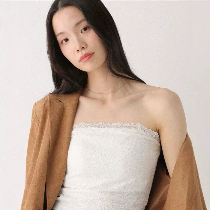 Japanese lace trim strapless tank top