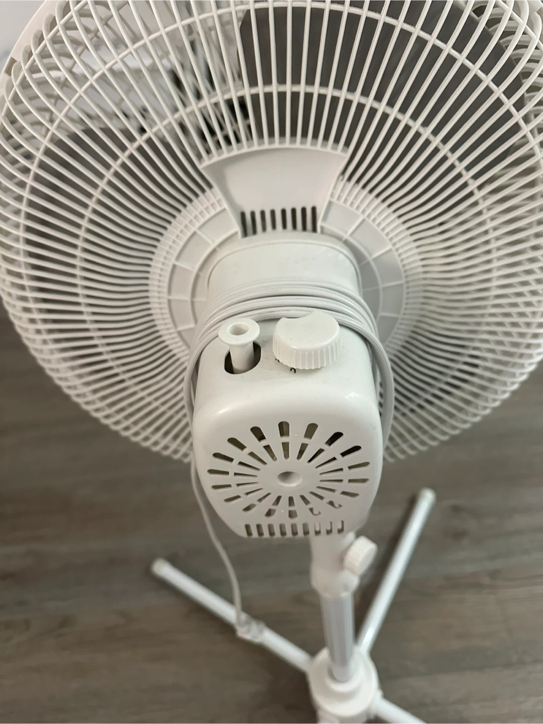 For Living White Pedestal Fan - photo 3
