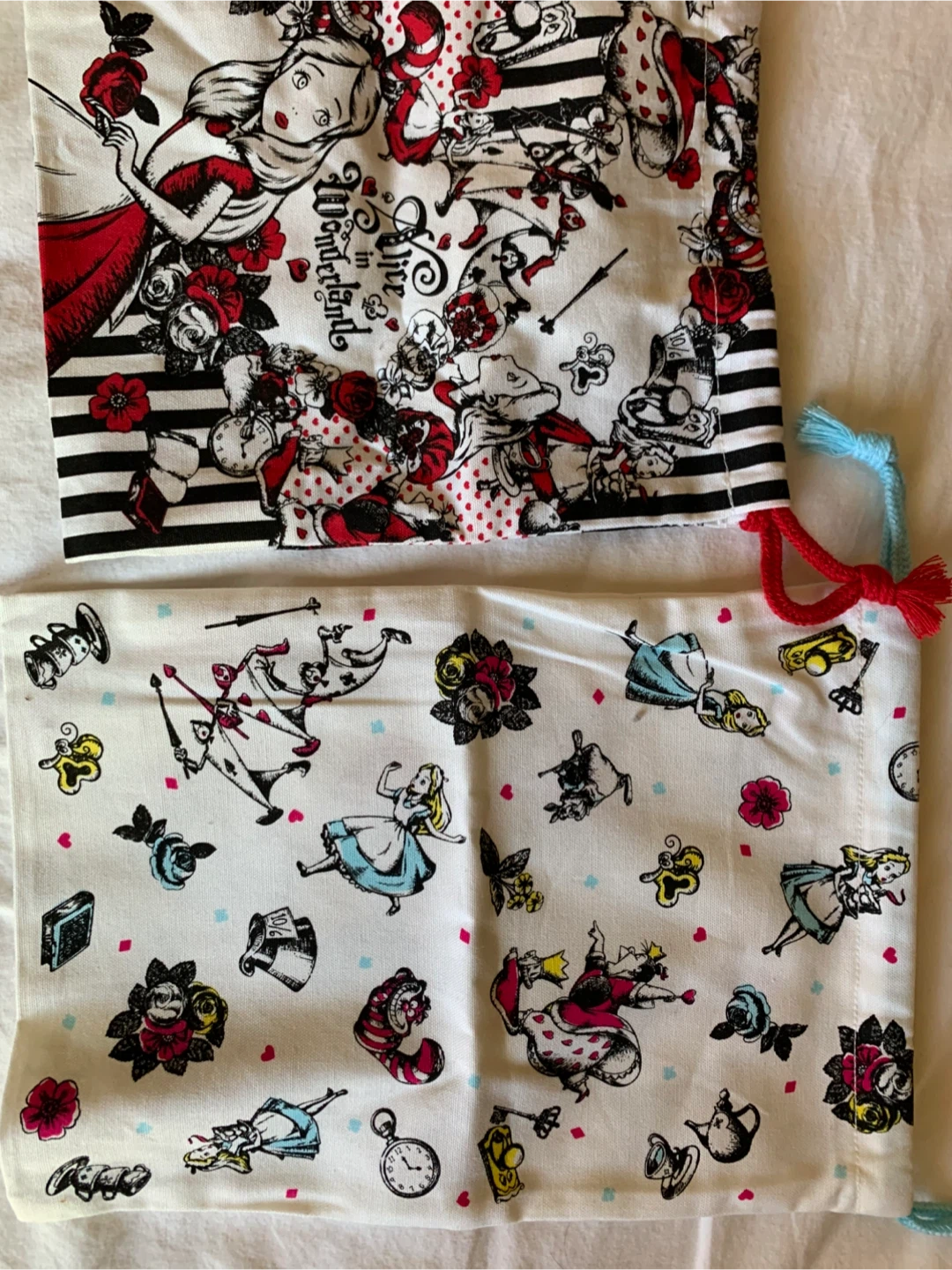 4pcs Disney Alice in Wonderland Drawstring Bags