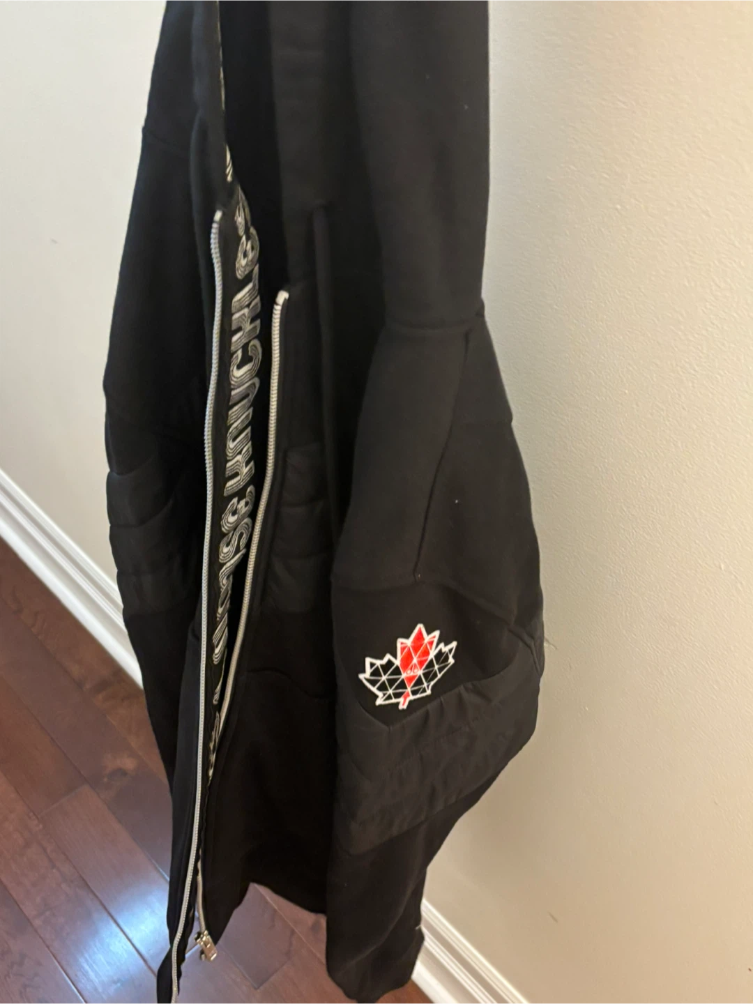Moose Knuckles Black Hoodie - photo 2