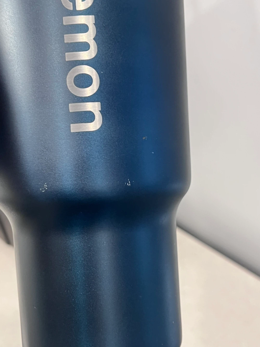 Lululemon Tumbler 40oz - photo 4