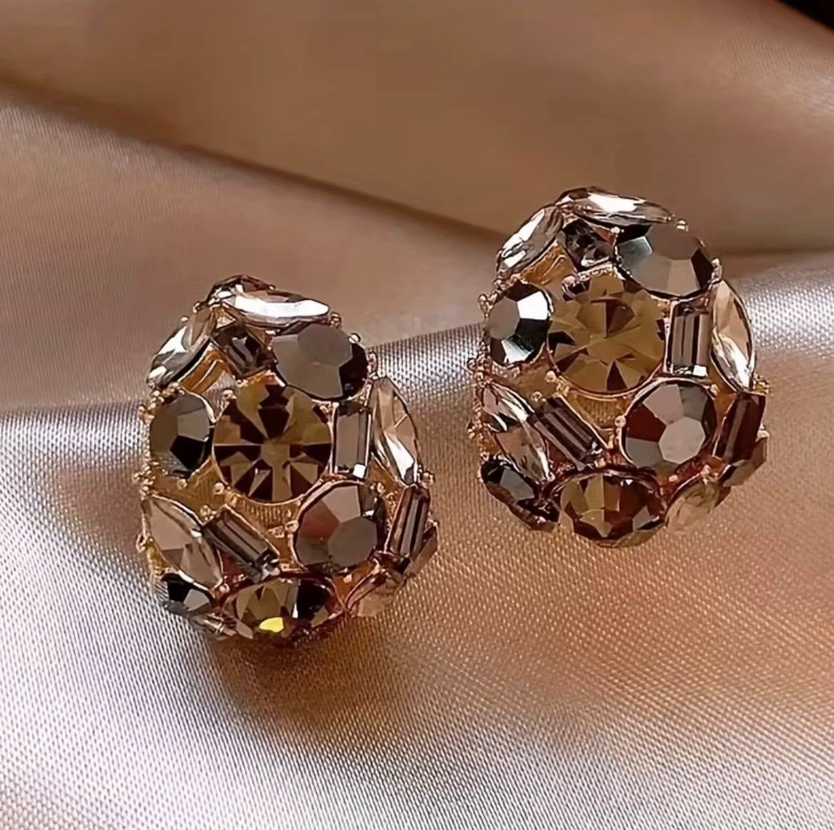 Crystal Cluster Hoop Earrings - photo 3