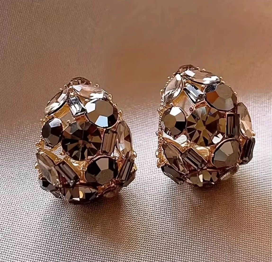 Crystal Cluster Hoop Earrings - photo 4