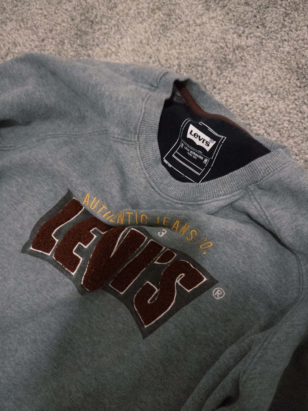 Levi’s Grey crewneck sweatshirt - photo 2