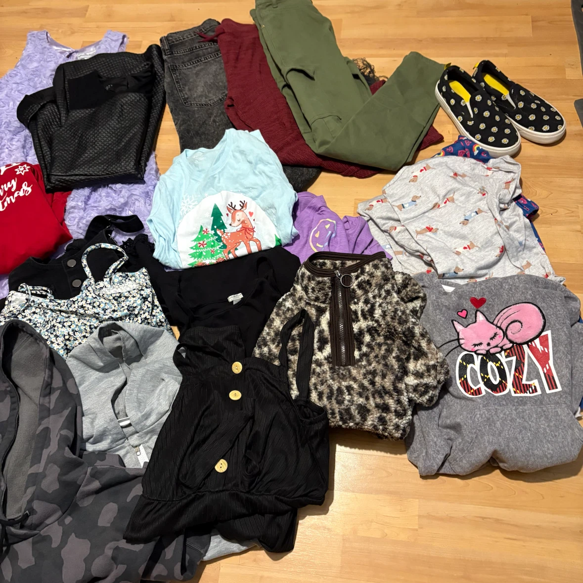 Assorted Girls Clothing Bundle Approx Size 10 - photo 2