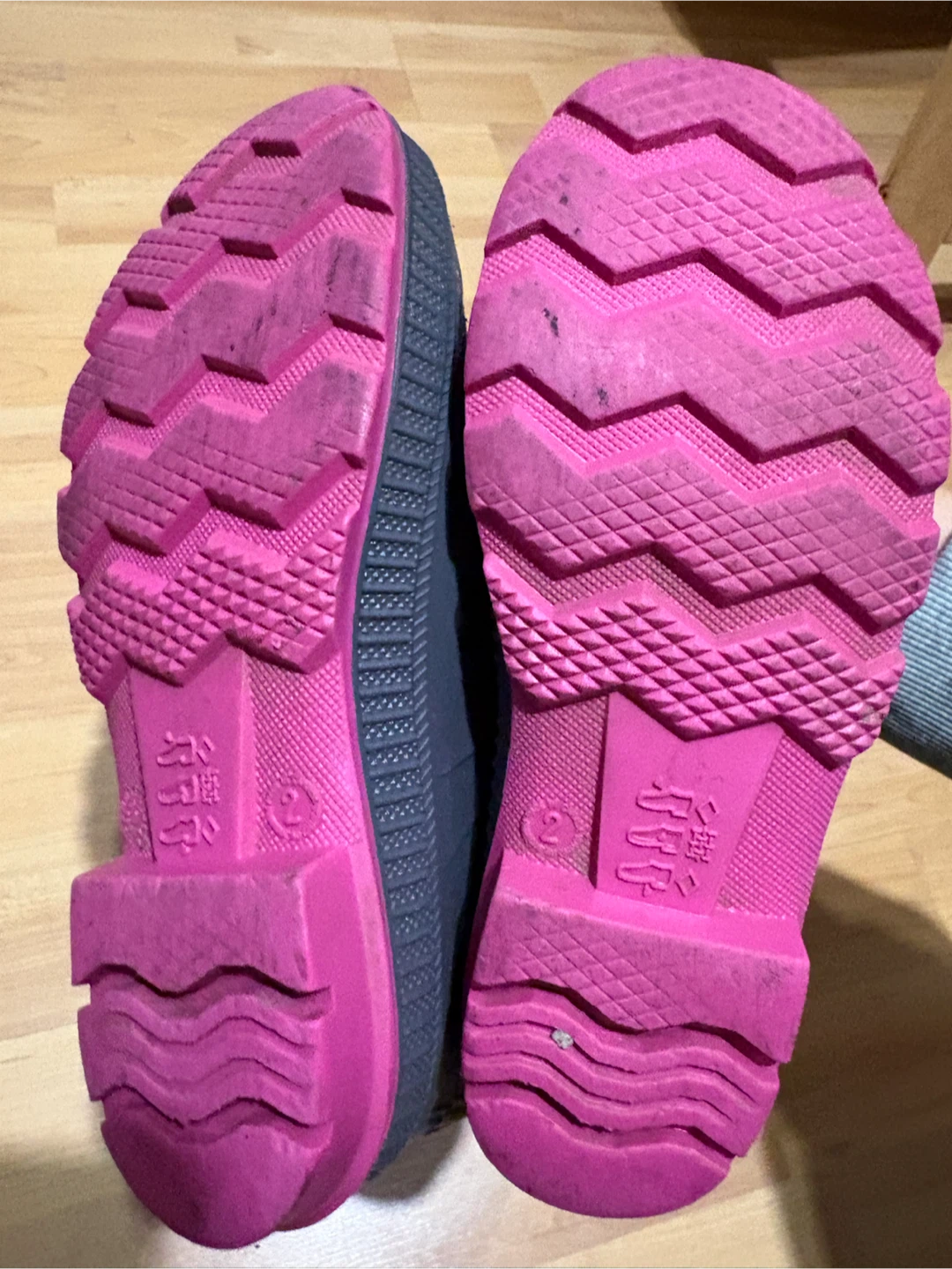 Kamik Kids Waterproof Rain Boots Size 2 - photo 4