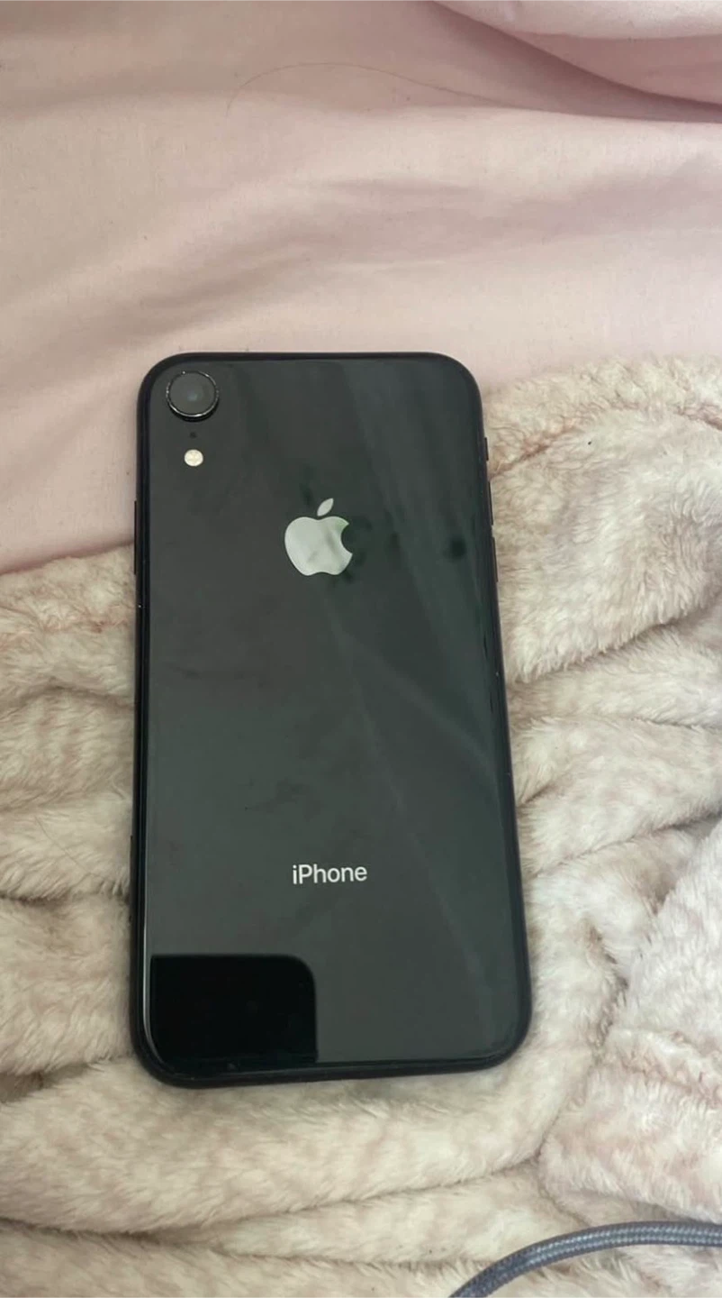 iphone xr 64gb