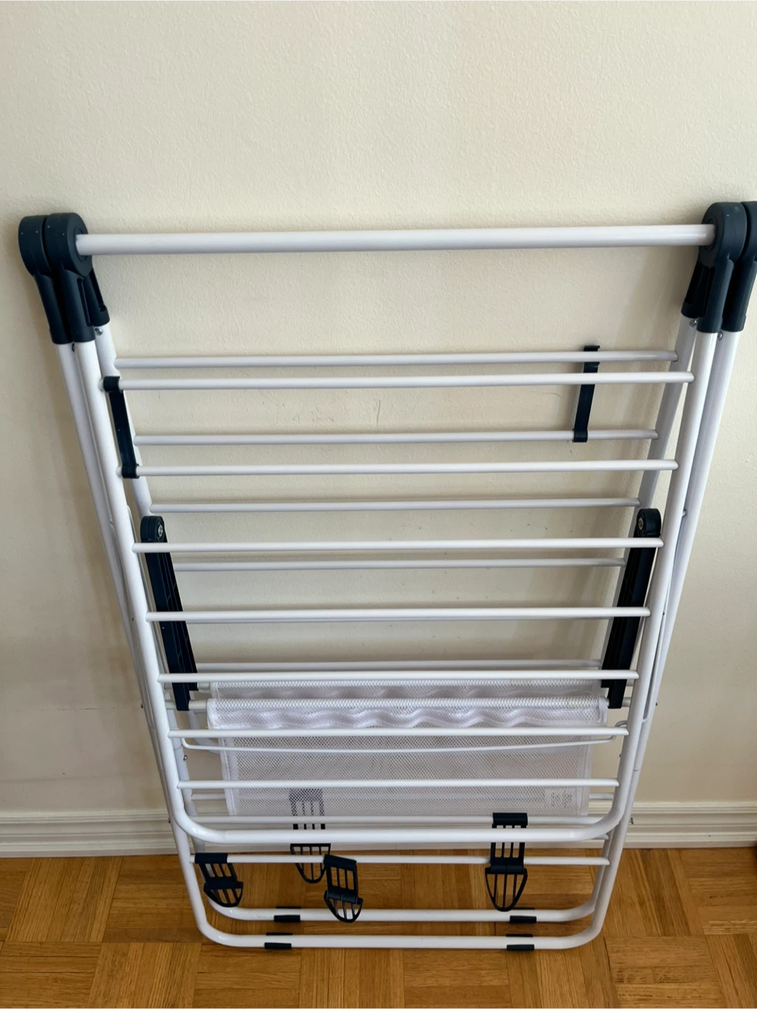 ~9/28 Clothes Drying Rack