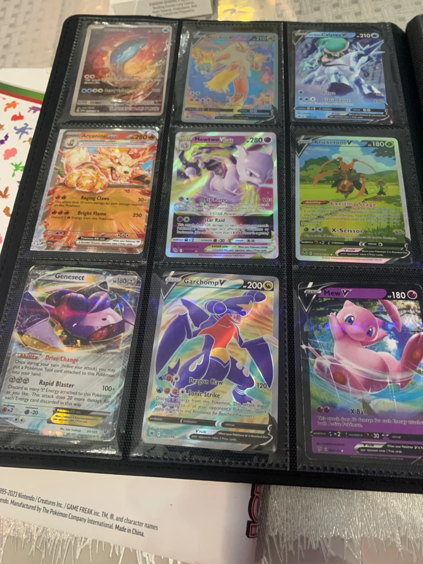 Pokémon Trading Card Binder Collection - photo 3