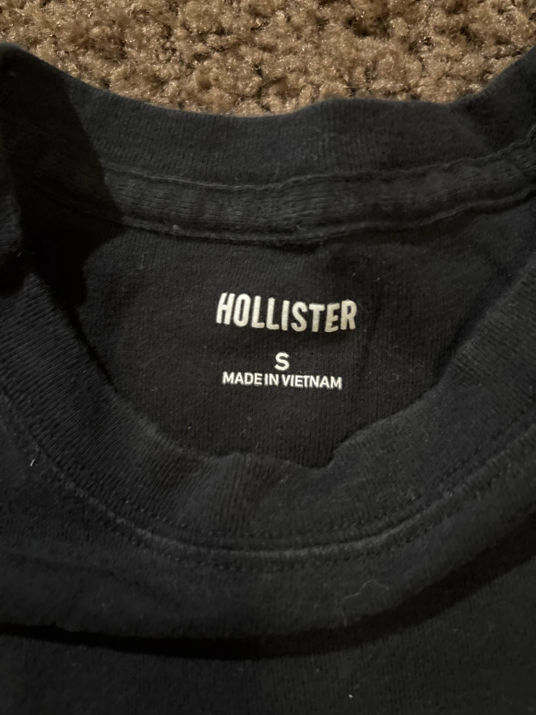 Hollister cropped Black short sleeve - photo 2