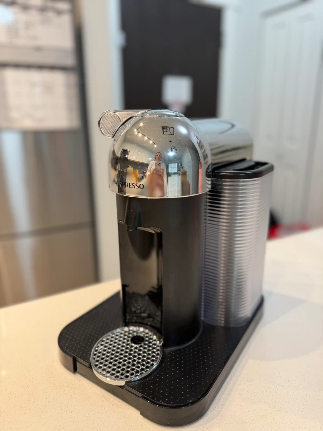 Nespresso Vertuo Next Coffee and Espresso Machine - photo 2