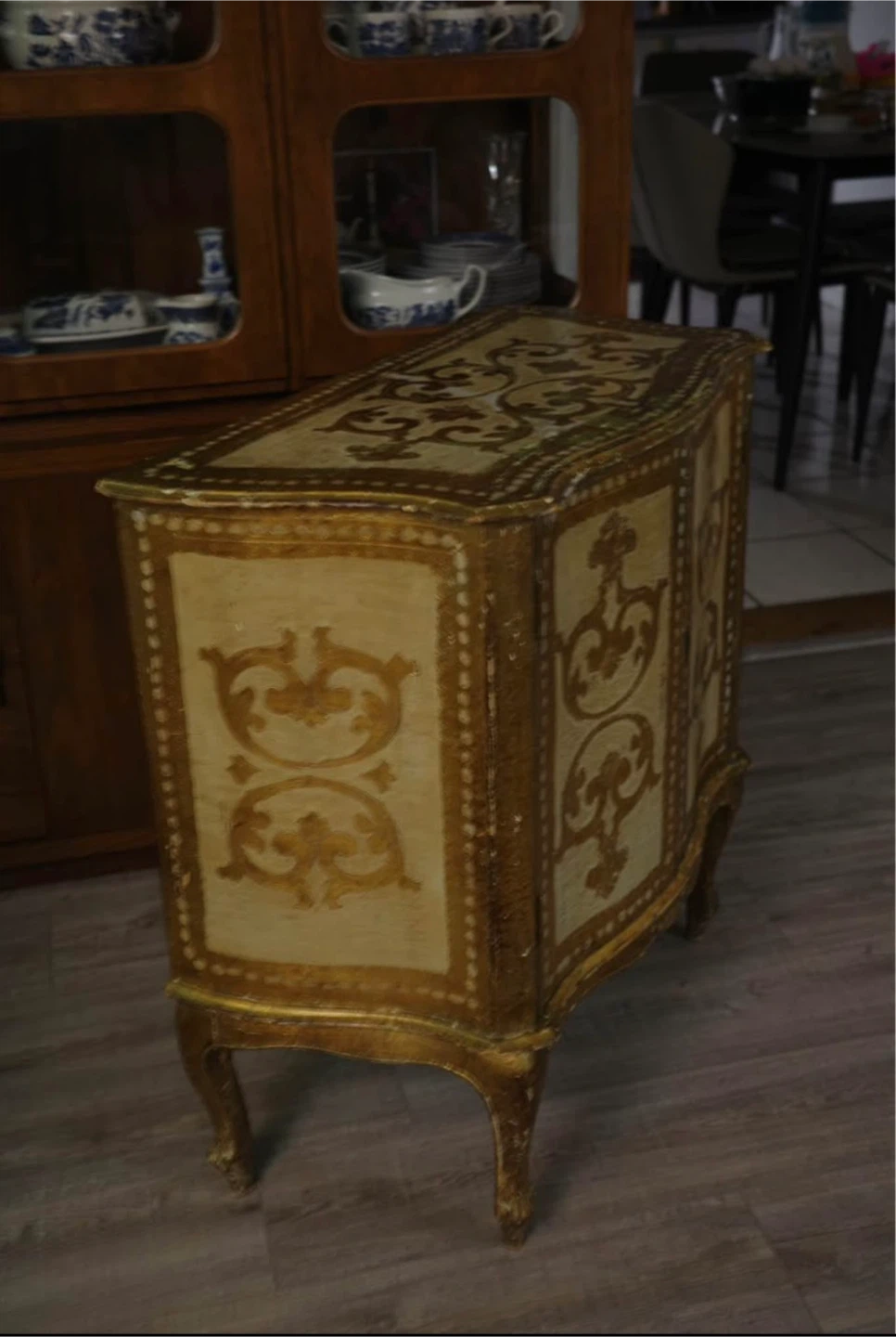 Venetian Antique Cabinet - photo 3