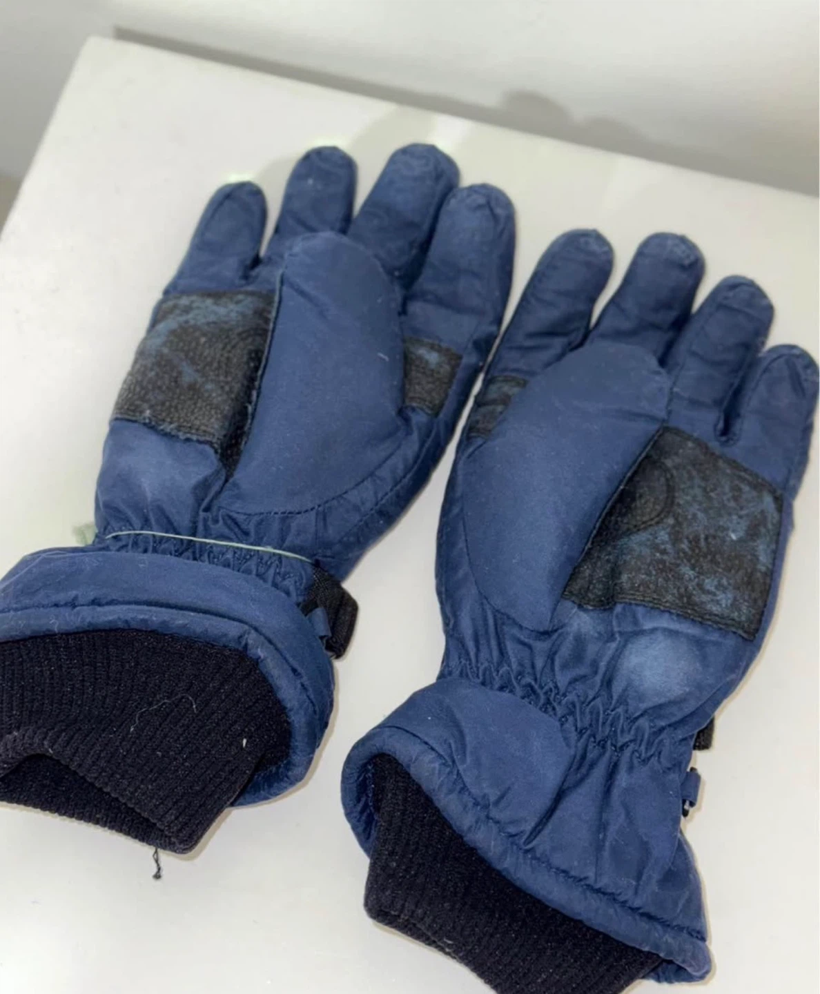 Columbia and Grey Knit Winter Gloves Bundle