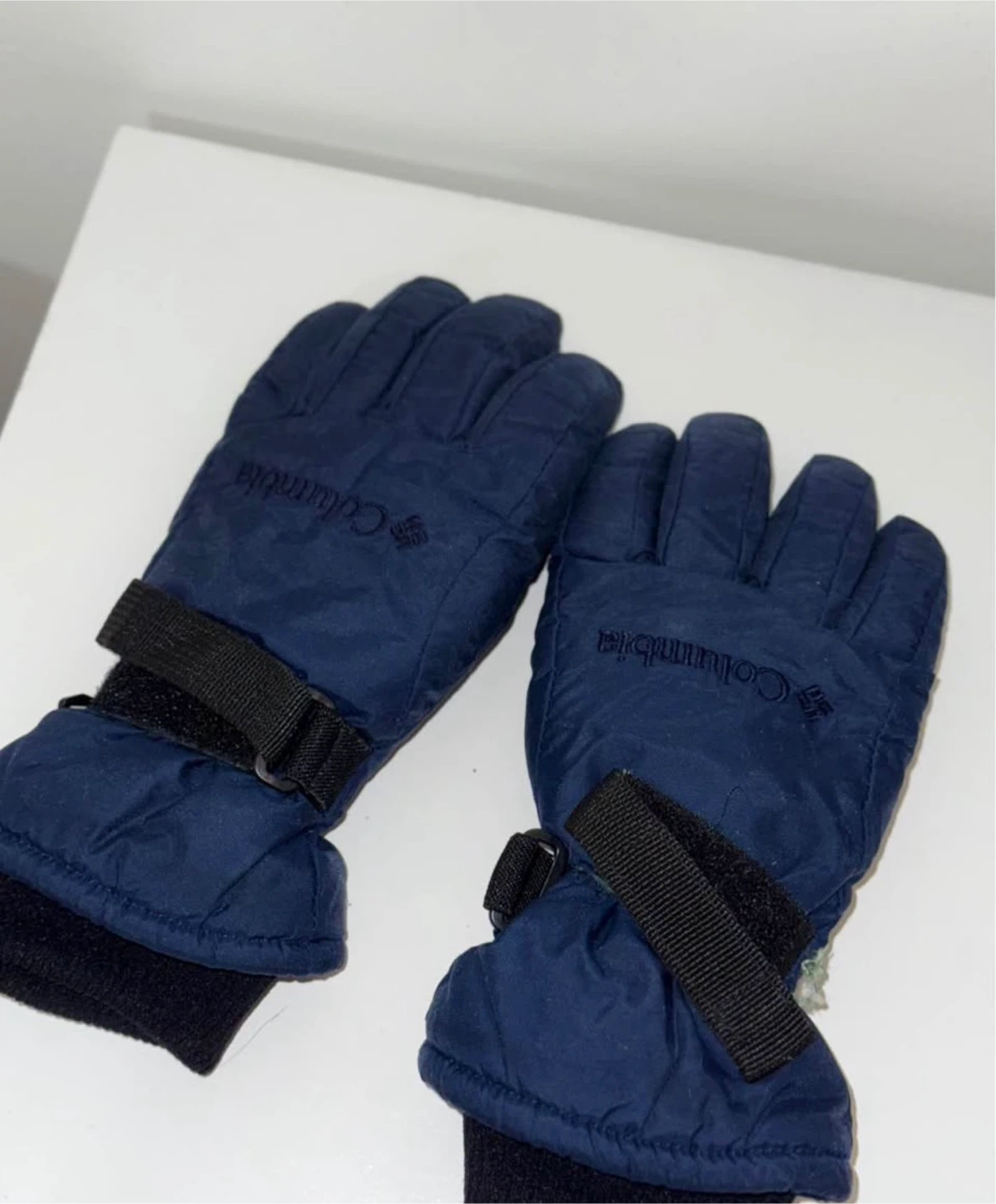 Columbia and Grey Knit Winter Gloves Bundle - photo 2