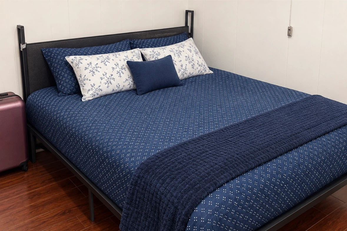 Full Size Mattress with Bed Frame - photo 4