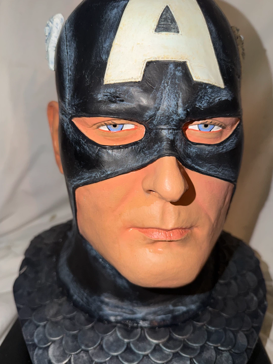 Marvel Captain America Alex Ross Life Size Bust - photo 3
