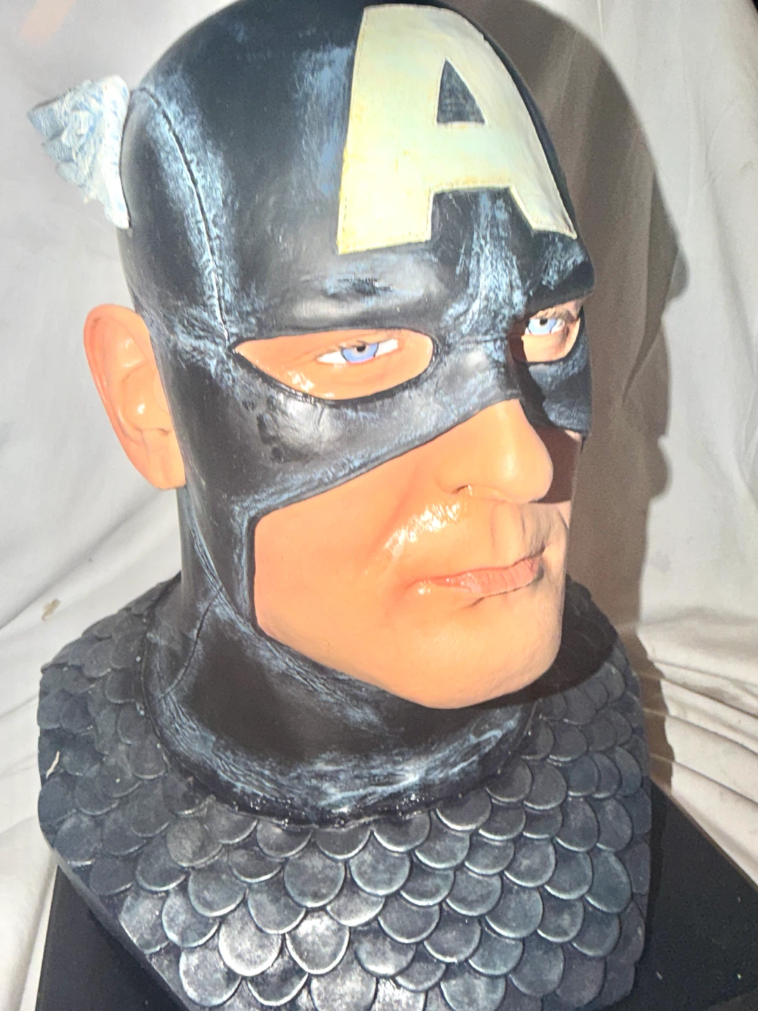 Marvel Captain America Alex Ross Life Size Bust - photo 4