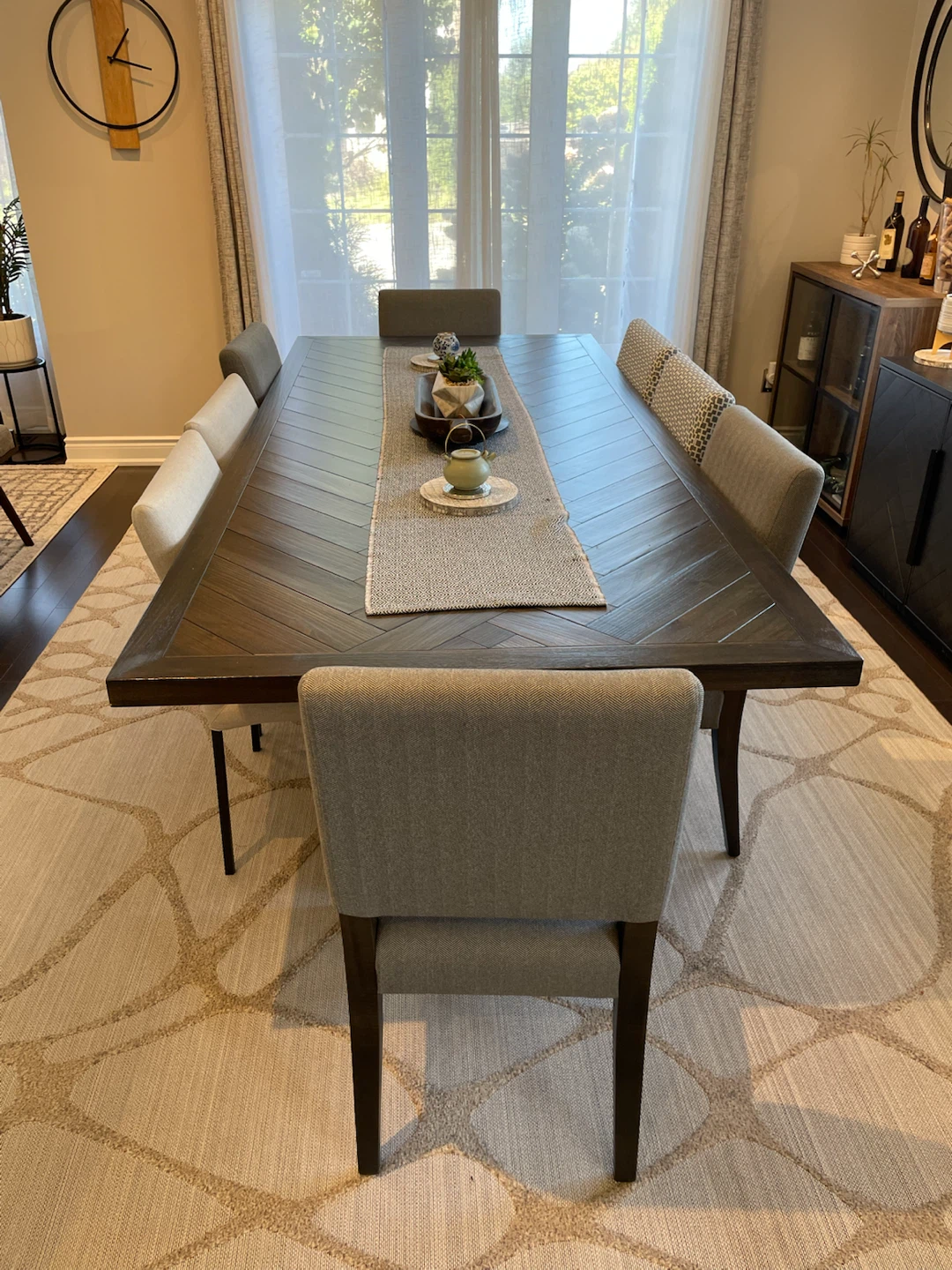 Dining Room Table with 8 Chairs - photo 3