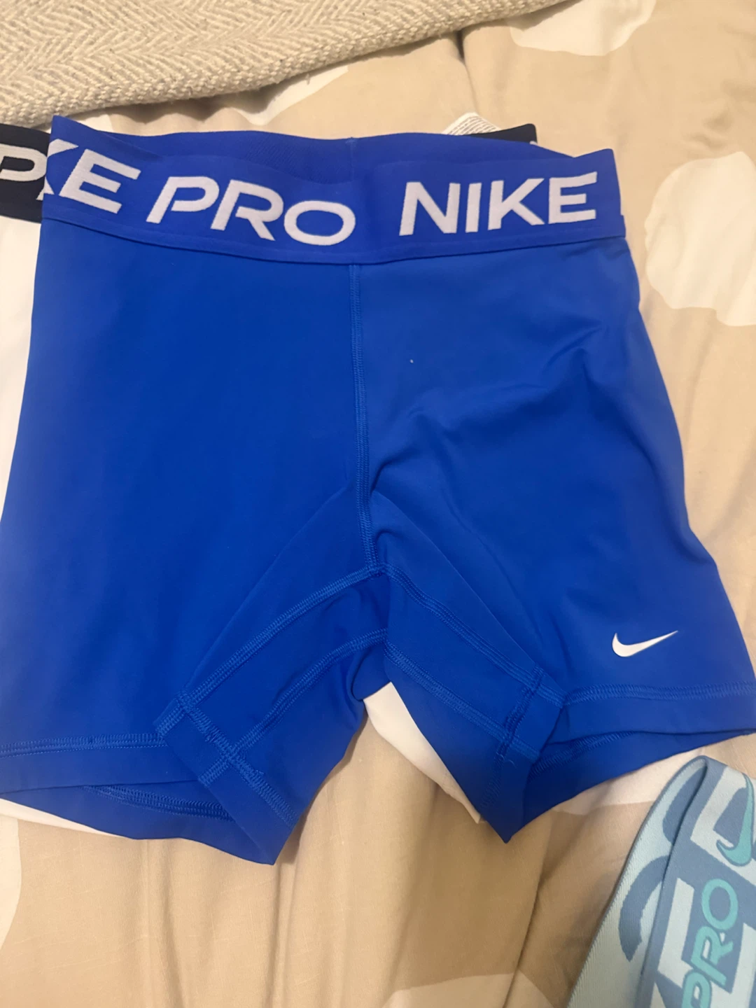 5 pairs of Nike Pro athletic shorts - photo 5