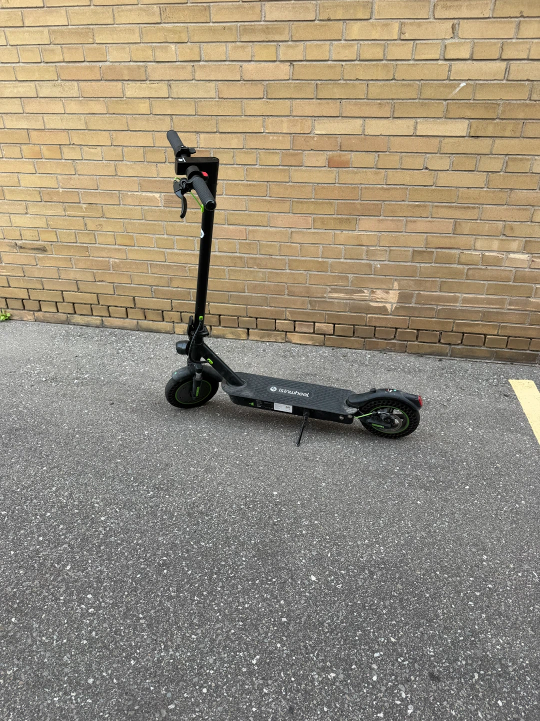 isinwheel Electric Scooter - photo 2