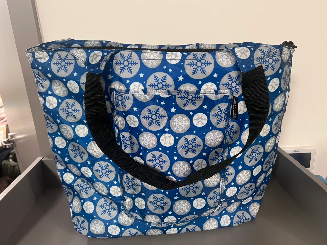 Insulated Tote Bag, brand new