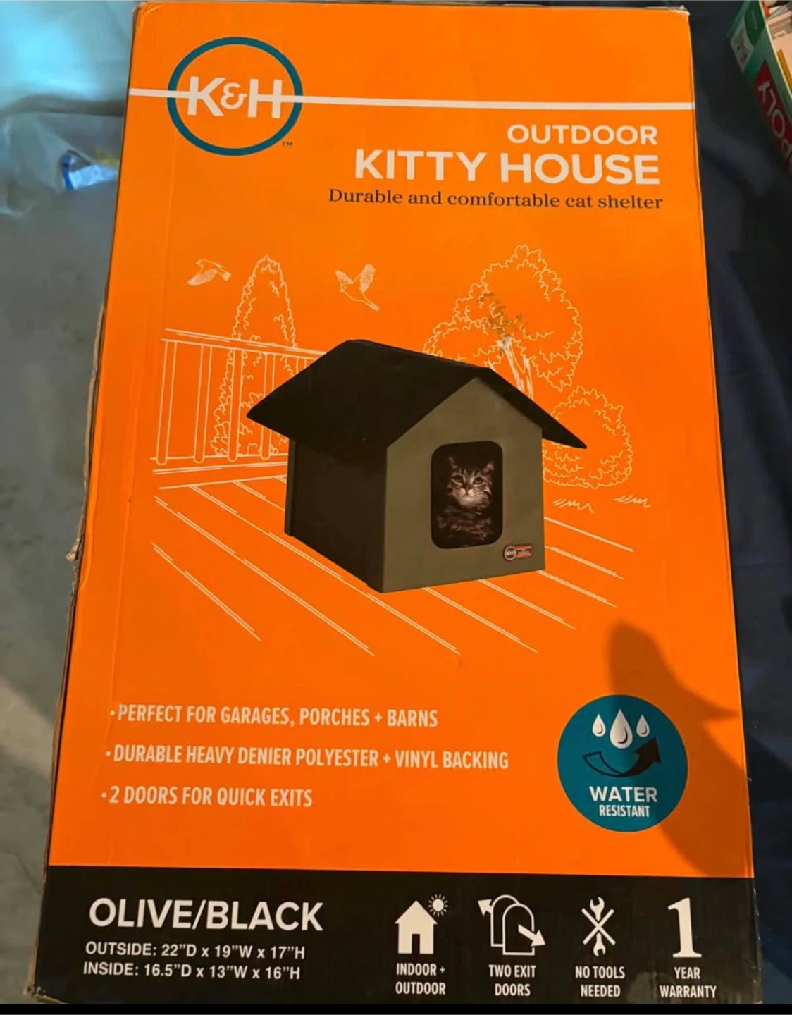 K&H Outdoor Kitty House – Olive/Black