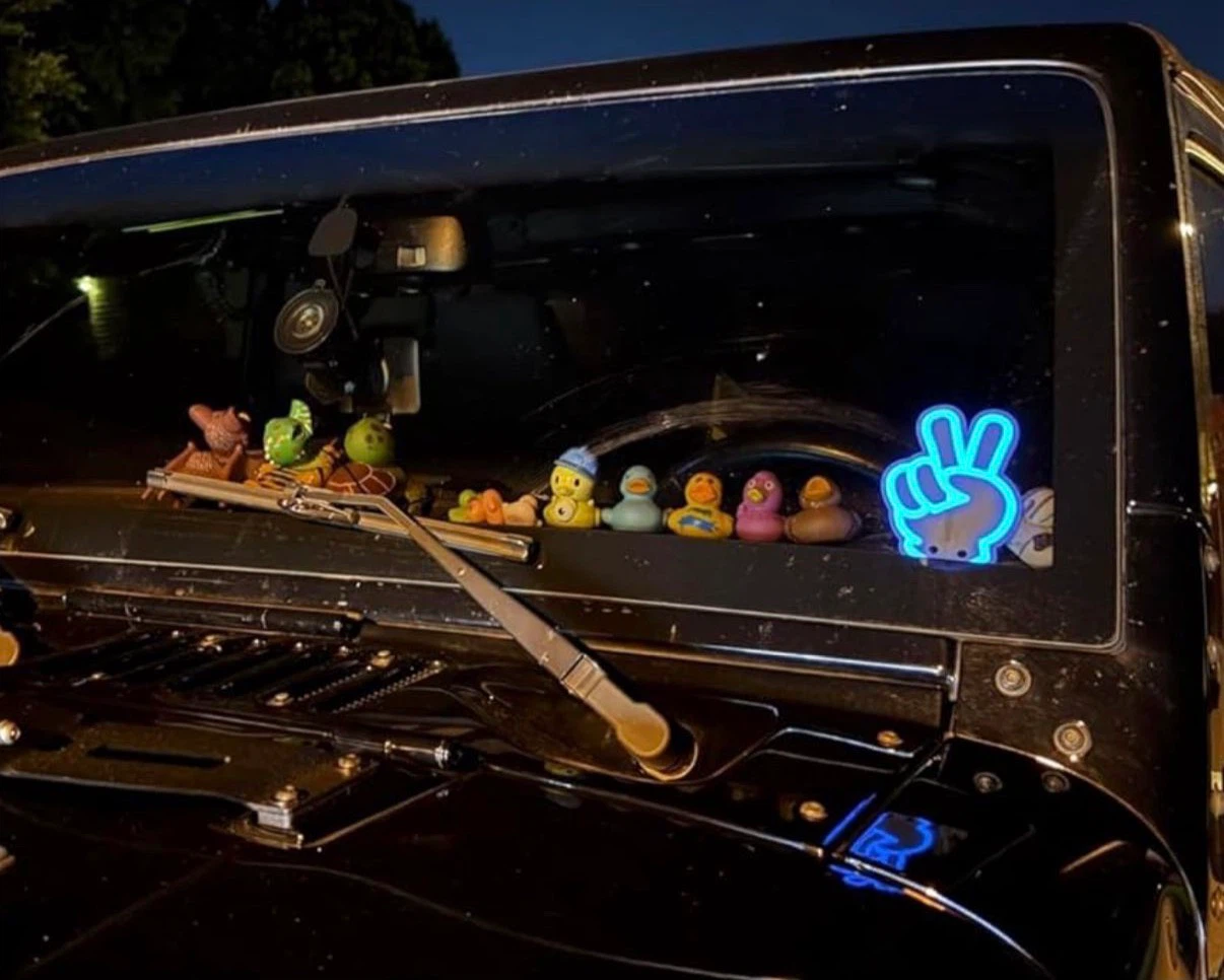 Peace-Sign Wave LED Light