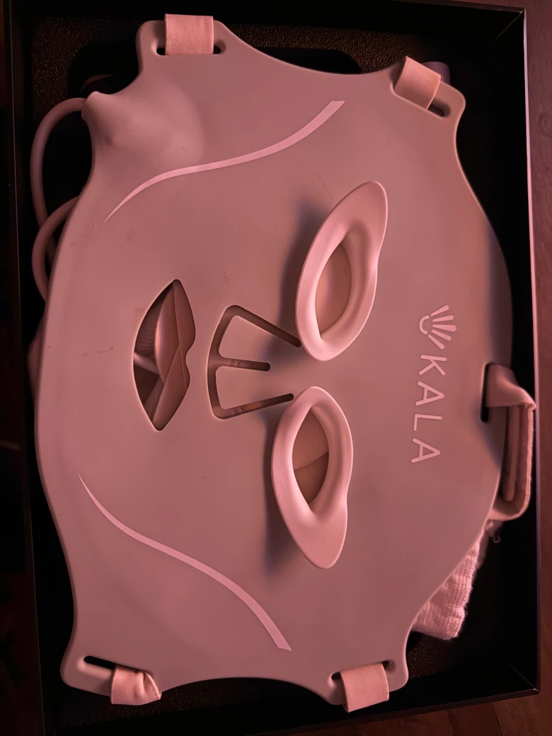 Kala Red Light Therapy Face Mask - photo 2