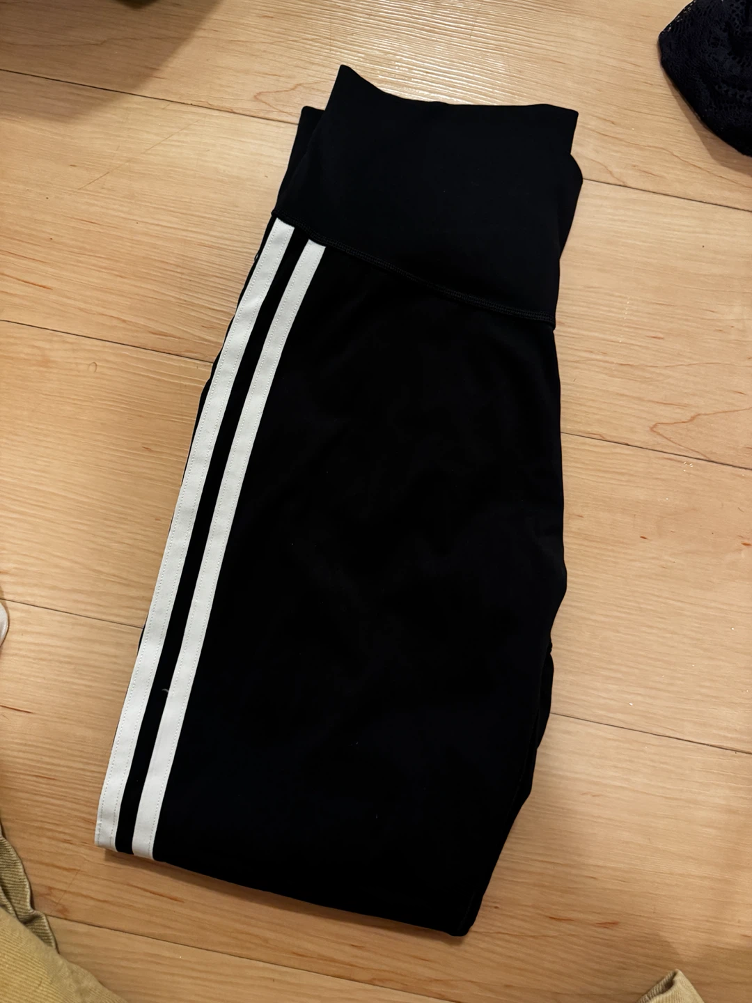 Adidas high-waisted leggings - photo 3