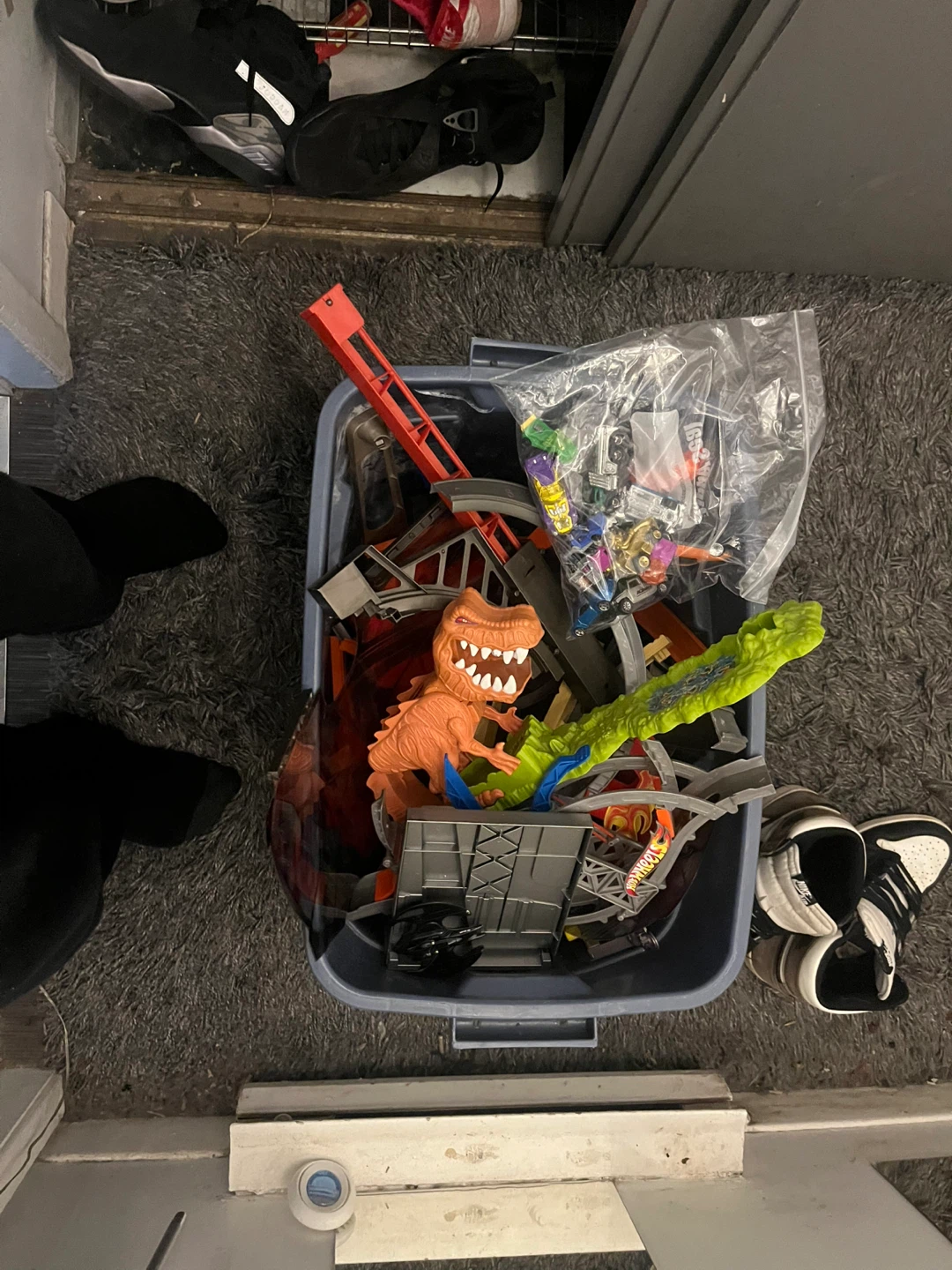 Hot Wheels Track and Playset Bin and hot wheels