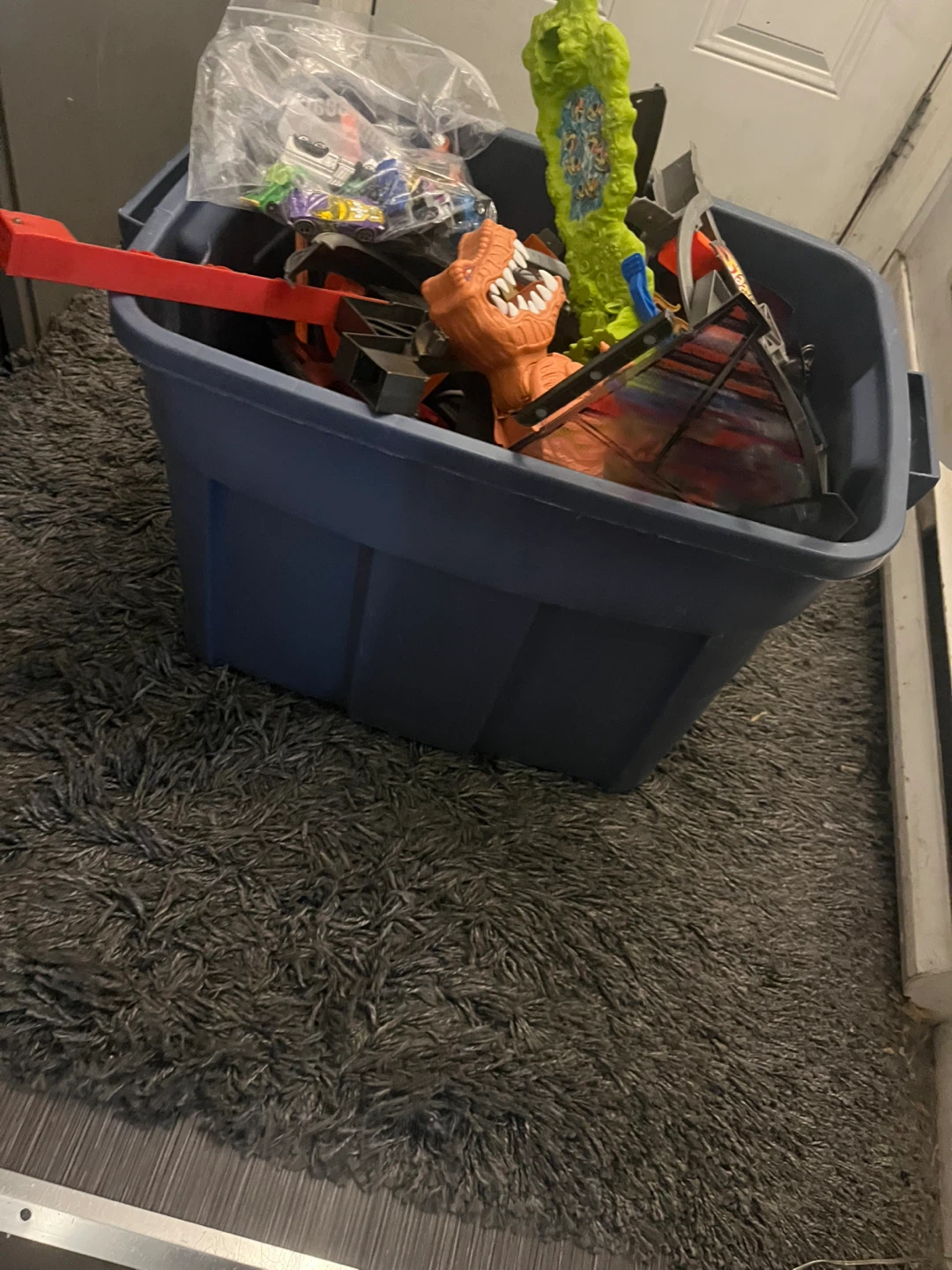 Hot Wheels Track and Playset Bin and hot wheels - photo 5