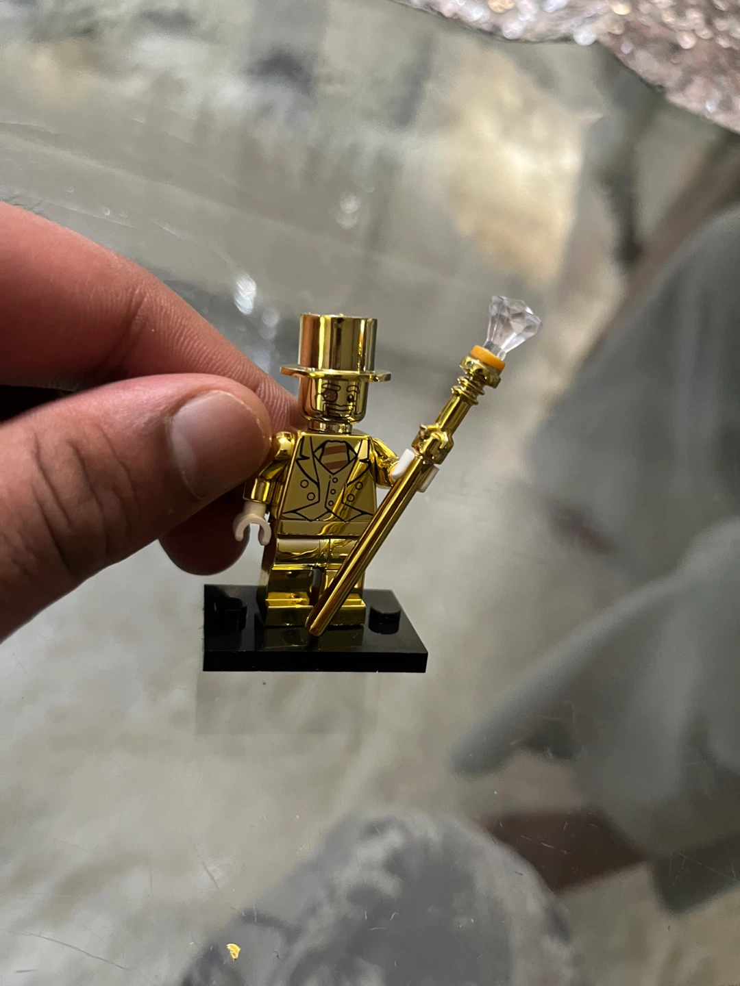 LEGO Gold Mr. Minifigure custom - photo 4