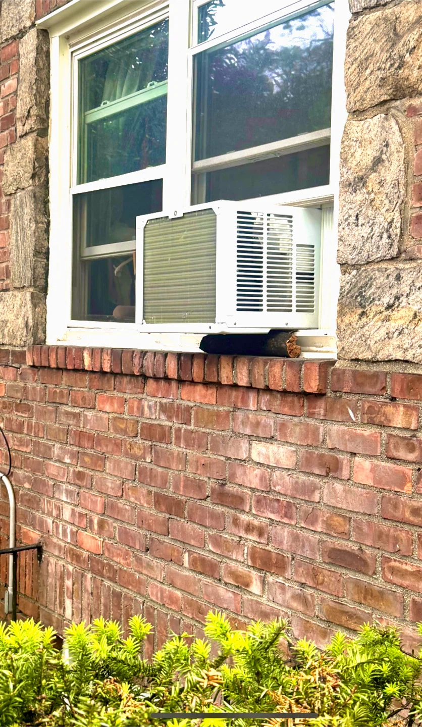 GE 12000 BTU Window Air Conditioner - photo 3