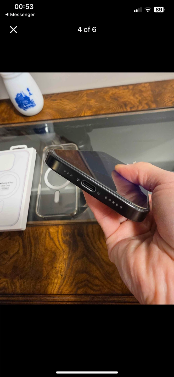 Apple iPhone 16 Pro Black - photo 4