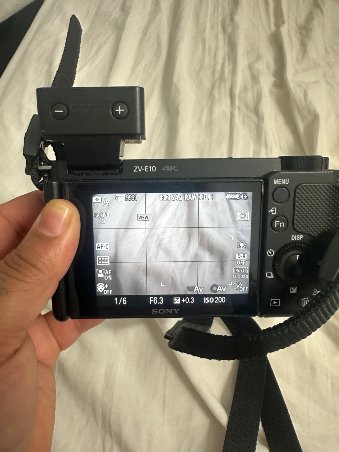 Sony ZV-E10 Camera with 16-50mm Lens Kit - photo 2
