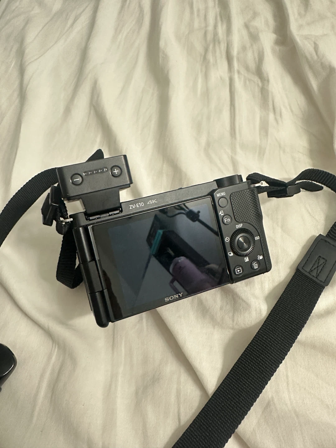Sony ZV-E10 Camera with 16-50mm Lens Kit - photo 4