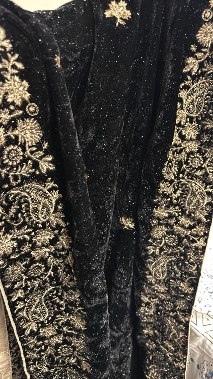 Black Velvet Embroidered Shawl - photo 4