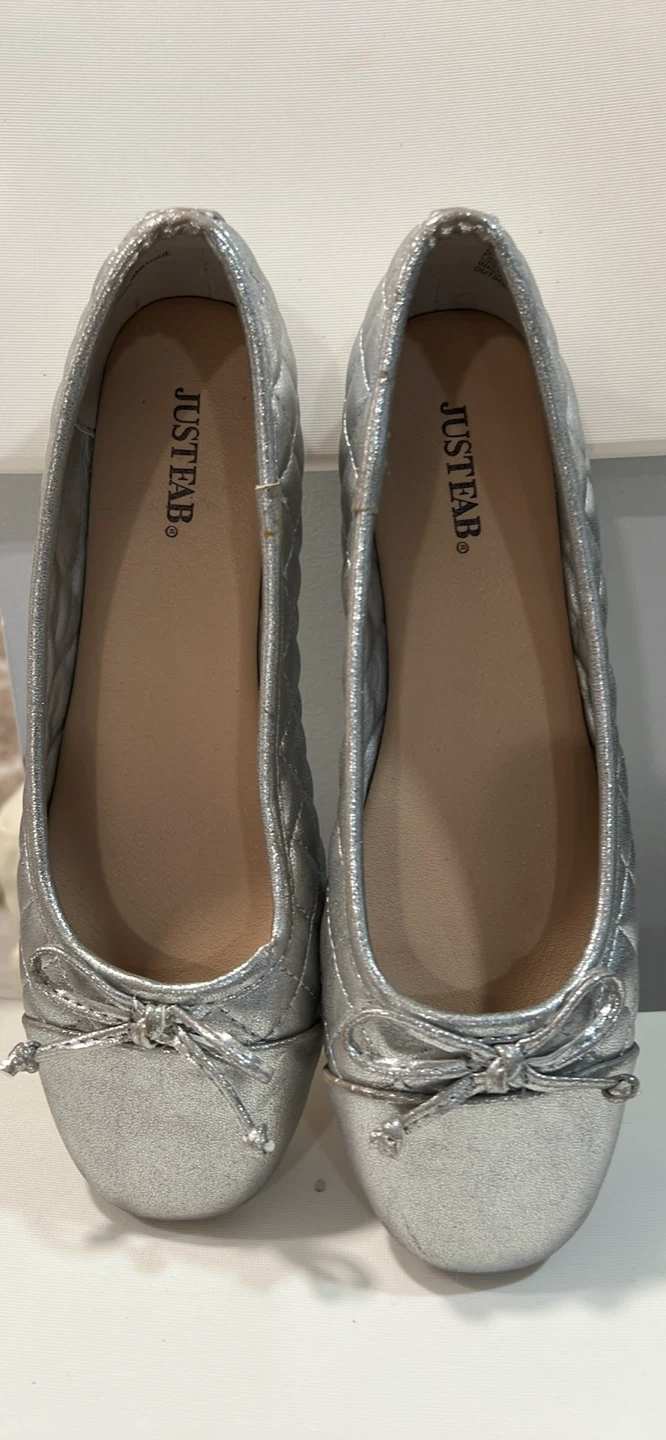 JustFab Silver Quilted Ballet Flats