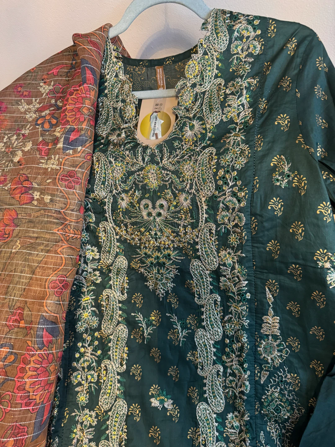 Beechtree Green Embroidered Salwar Kameez Suit