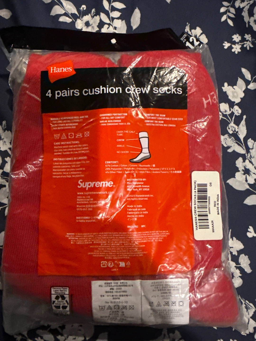 Supreme x Hanes Cushion Crew Socks 4-Pack - photo 2