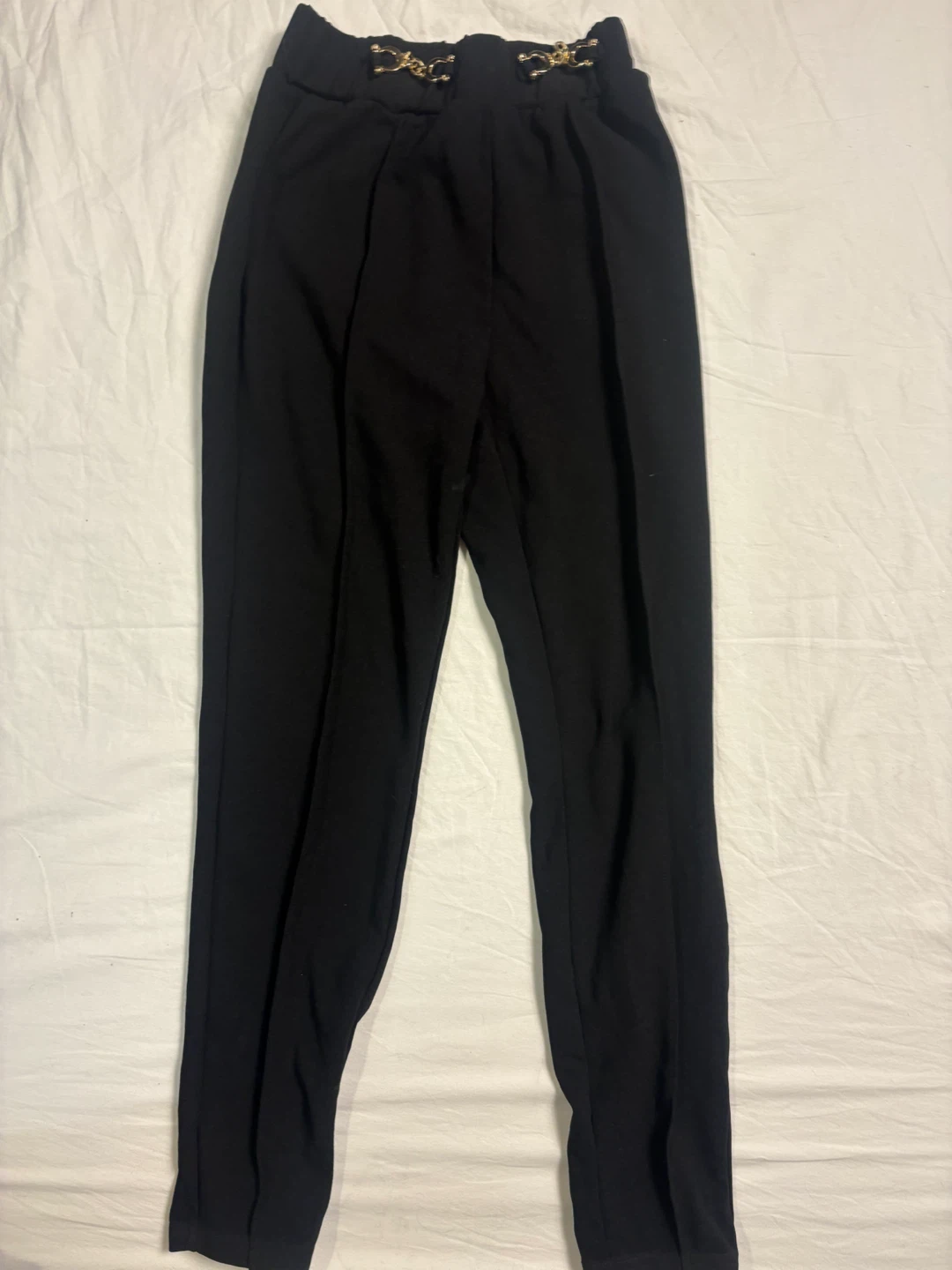 SHEIN black trousers with gold-tone chain accents - photo 4