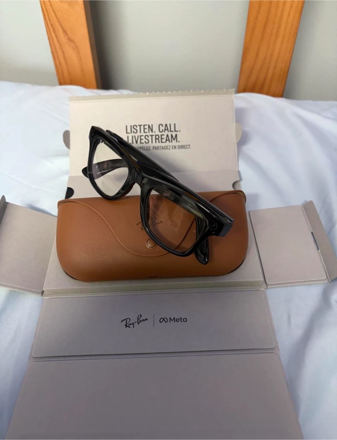 Ray-Ban Meta Wayfarer Smart Glasses - photo 4