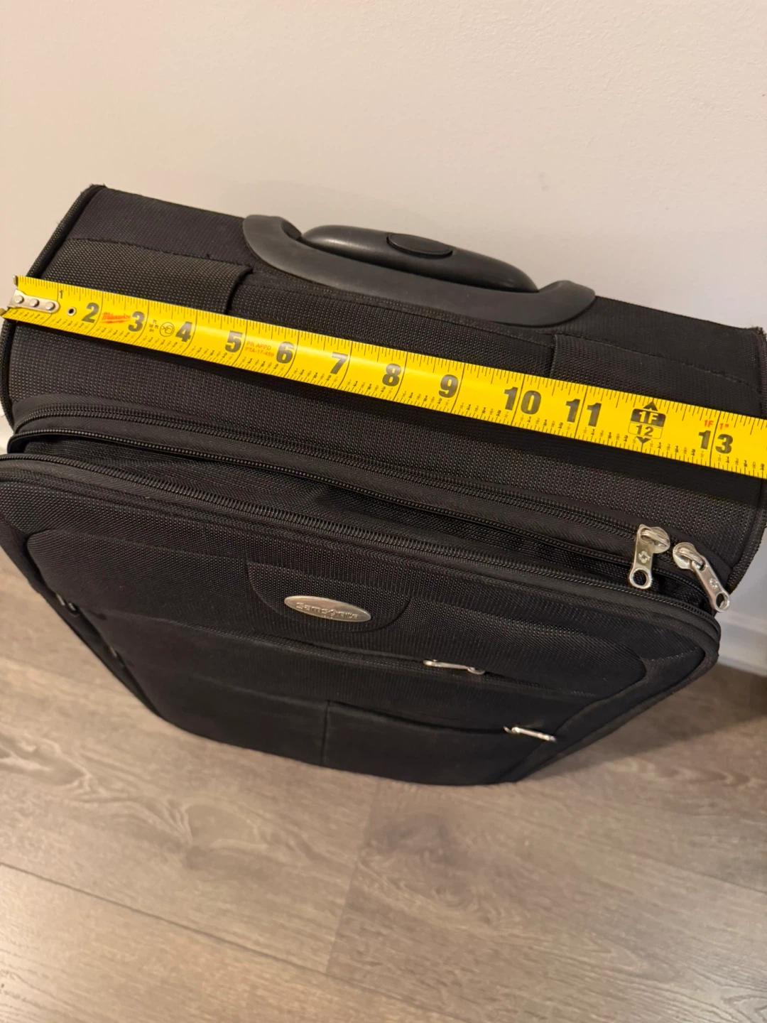 Samsonite Carry-On Luggage - photo 2