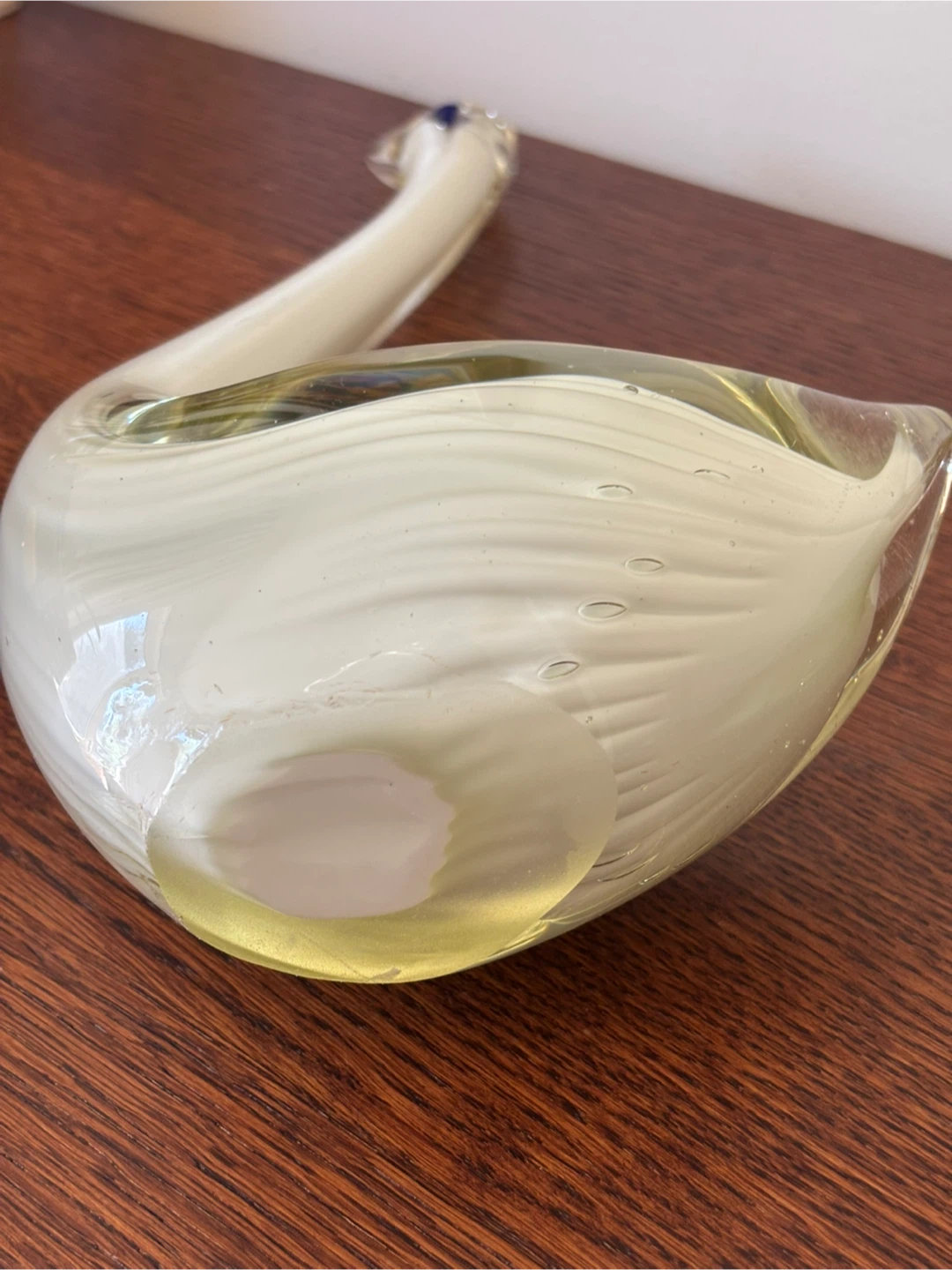 Modern Murano-style glass swan figurine 14 inch - photo 4