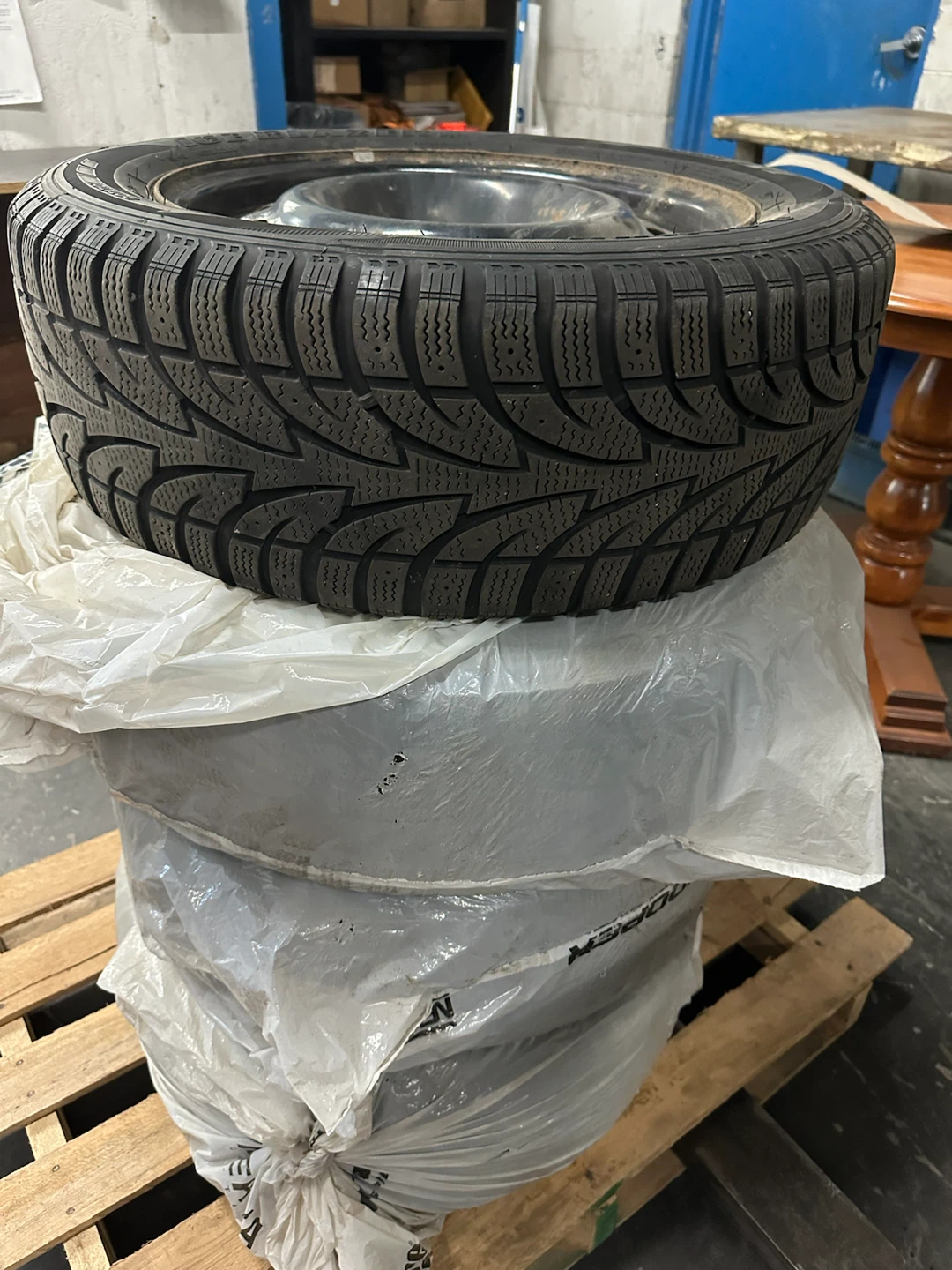 Set of 4 Sailun Ice Blazer Winter Tires on Steel Rims - photo 3
