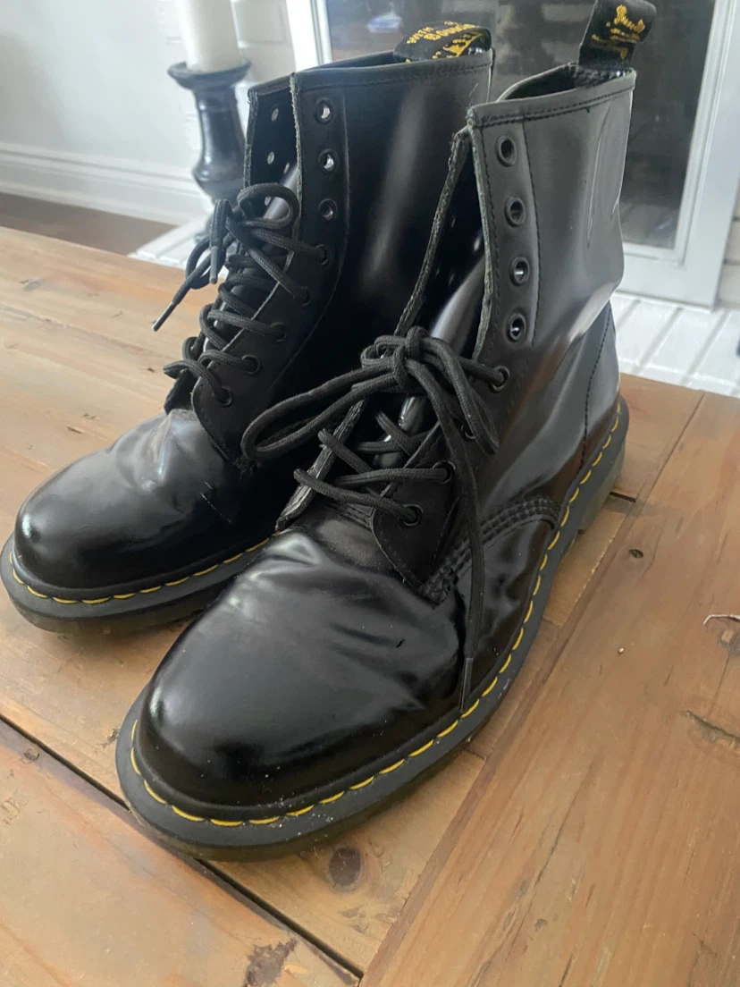 Dr. Martens 1460 Patent Leather Boots Size 11 - photo 2