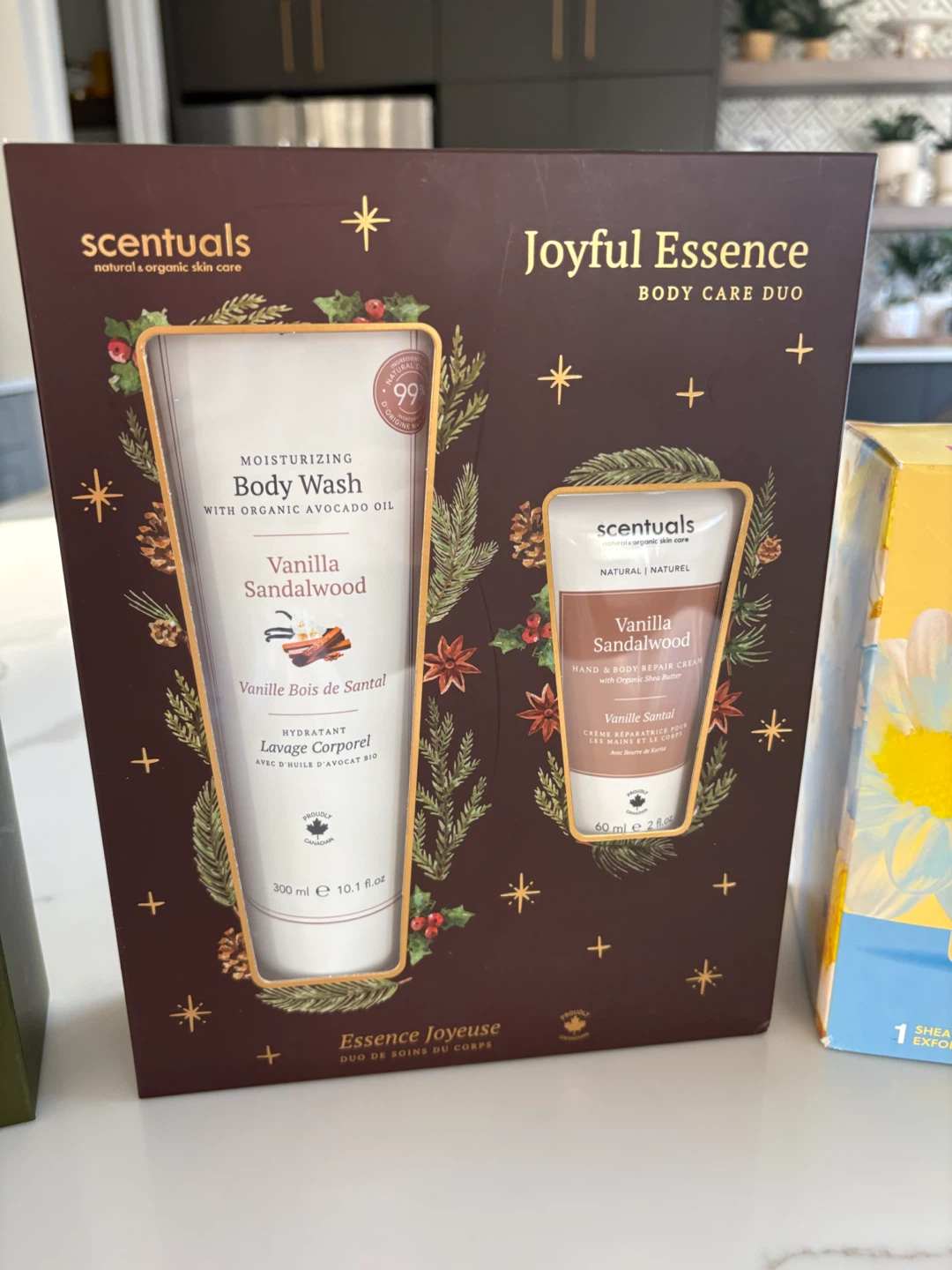 Scentuals and Tree Hut body care set - photo 3