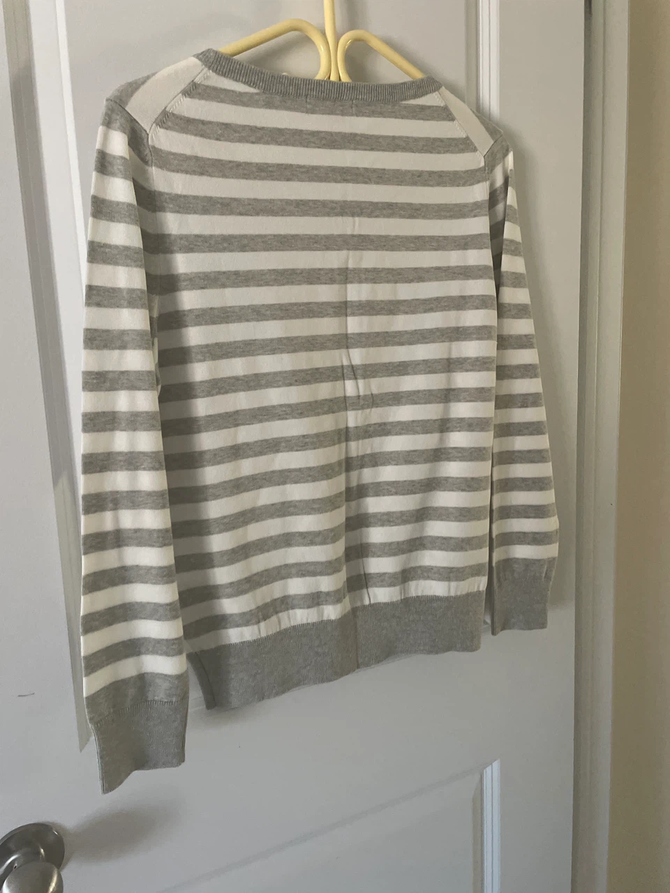 Brand new size M Joe Fresh Striped Cardigan - photo 3
