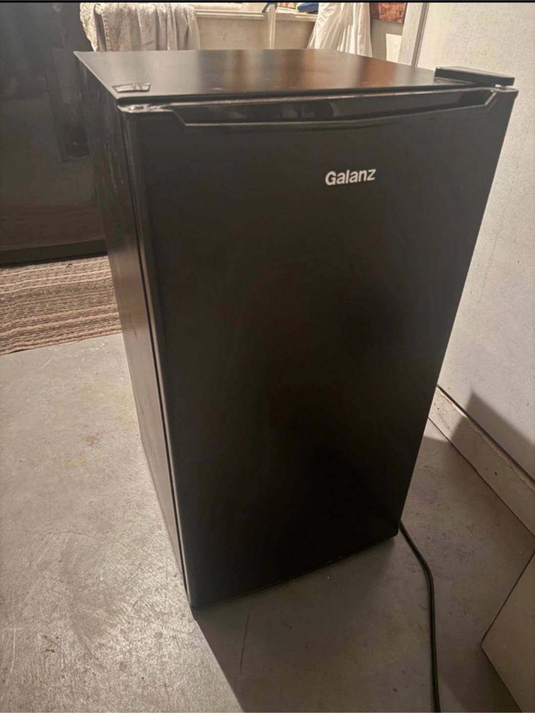 Galanz Mini Fridge - Black